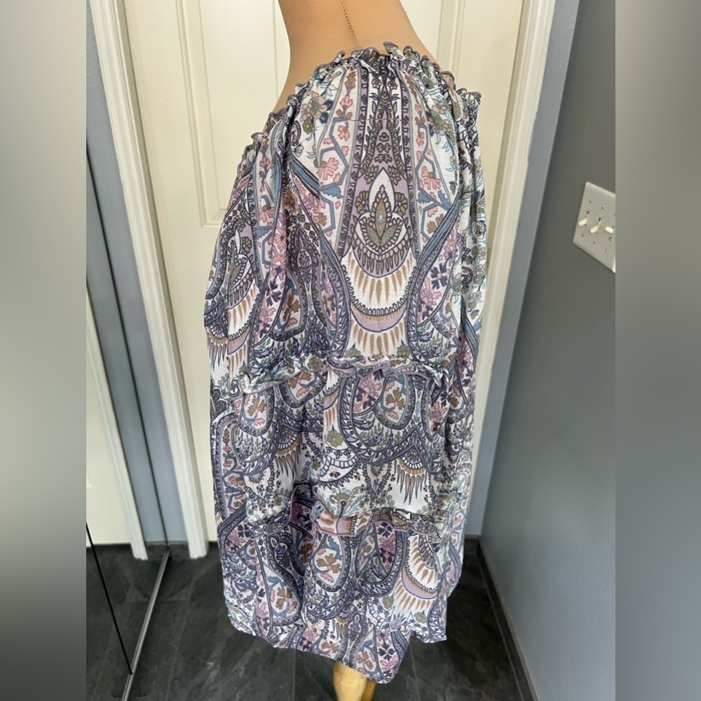 Zac & Rachel Woman Size‎ 1X Paisley Floral Blouse Ruffle Tiered Bell Sleeve - Picture 5 of 9